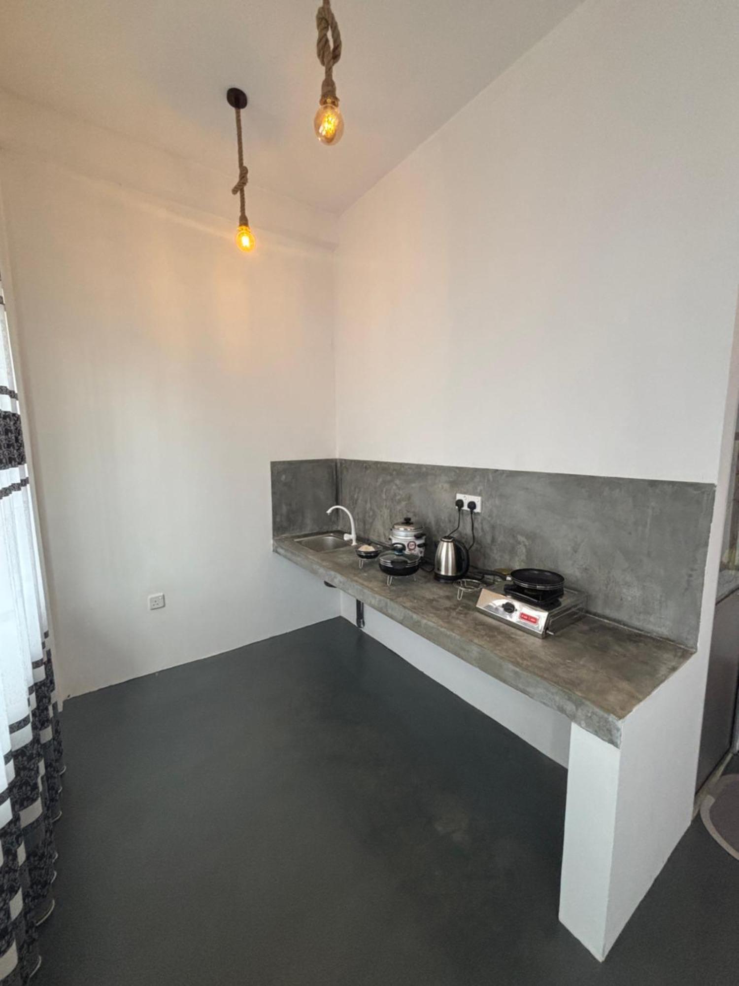 Hotel Noble Nest Hirikatiya Dikwella Pokoj fotografie